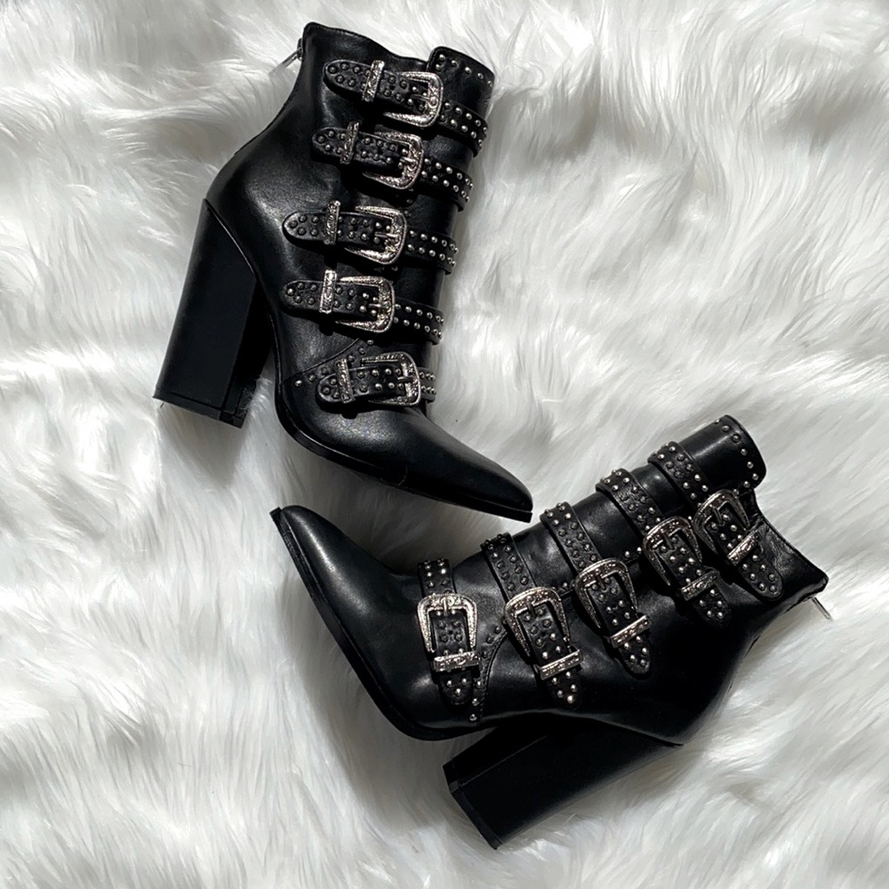 ✨Steve Madden Boots